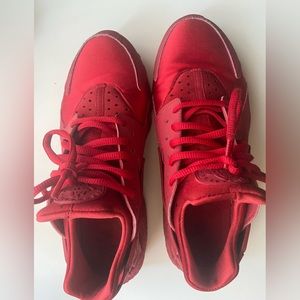 Women’s Nike Hurraches